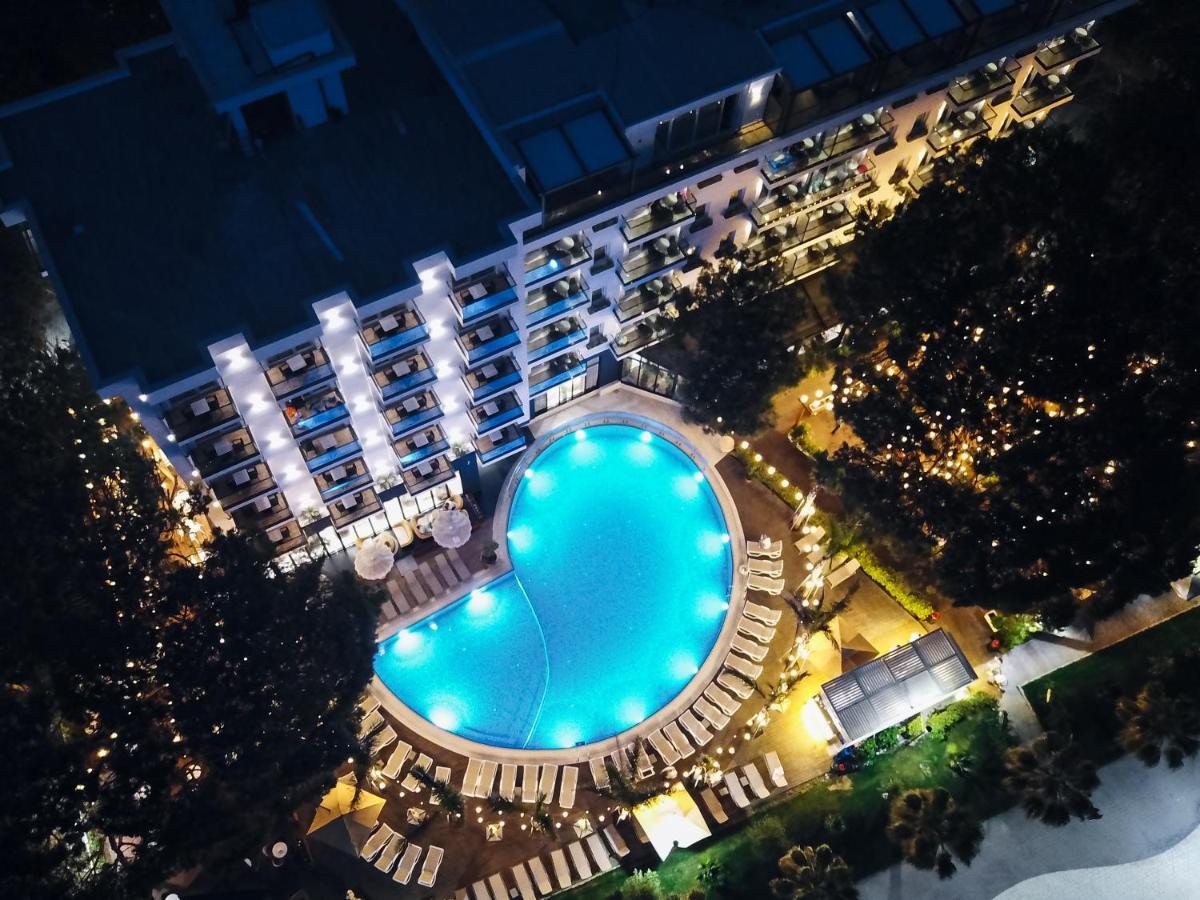 Vm Resort & Spa 格勒姆 外观 照片